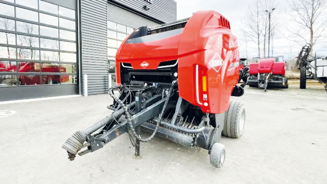Round baler Kuhn VB 3160
