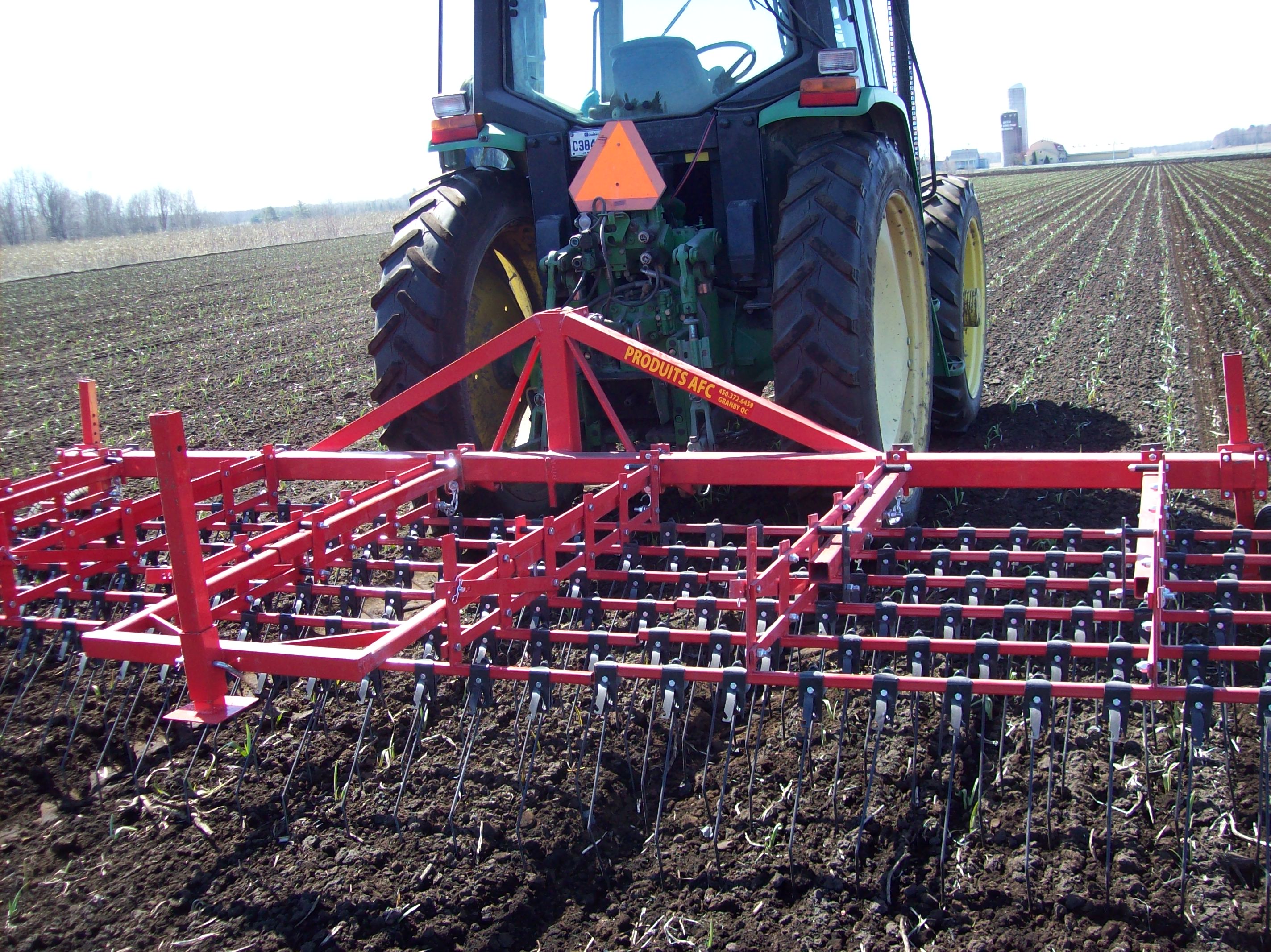 Weeding comb  Herse Étrille