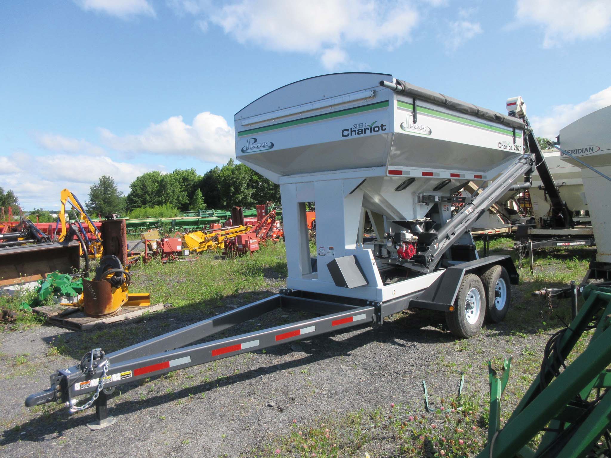 Grain trailer Parker Seed Chariot 2620