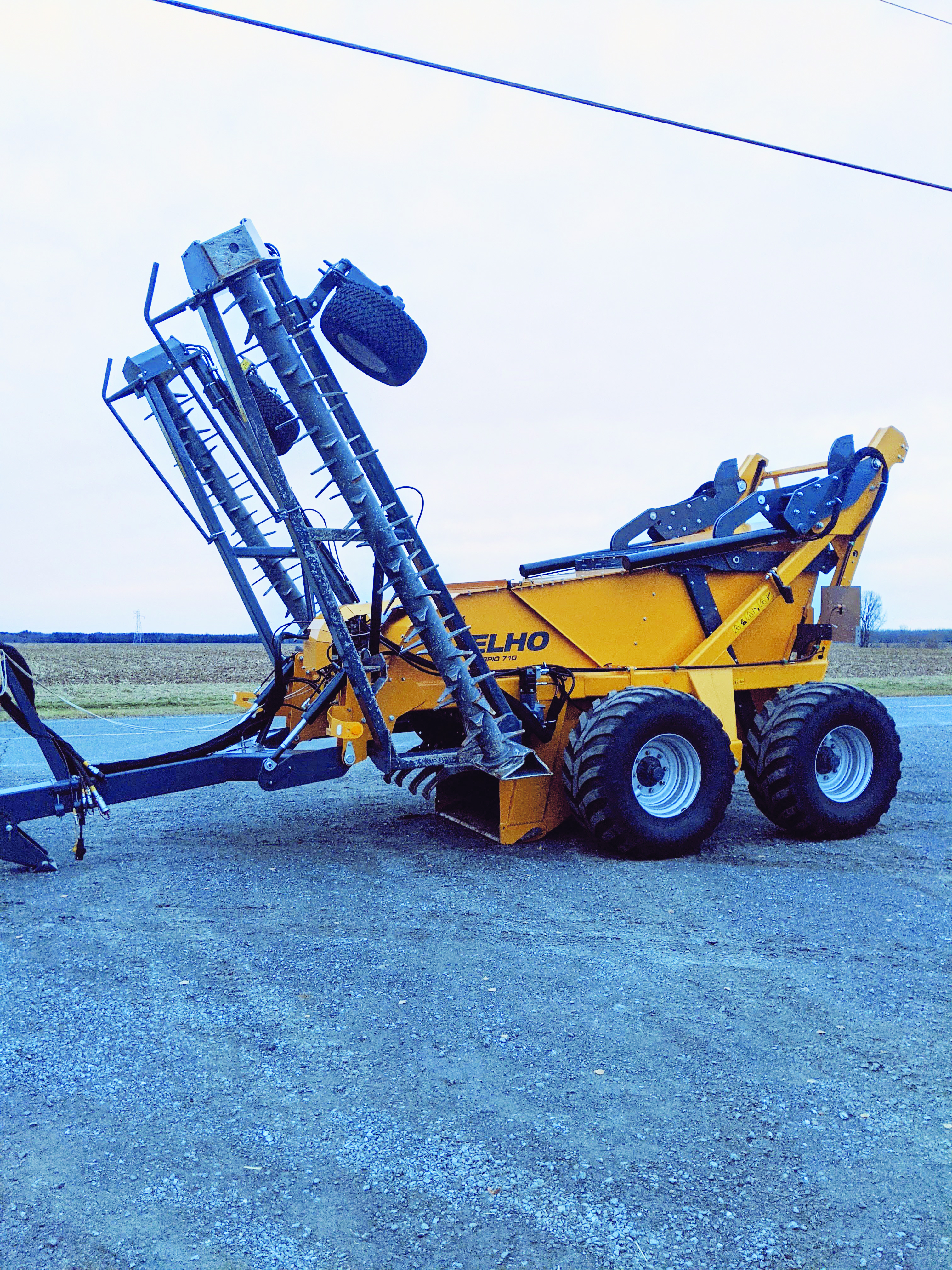 Ramasseur de pierre / Épierreuse Elho 710