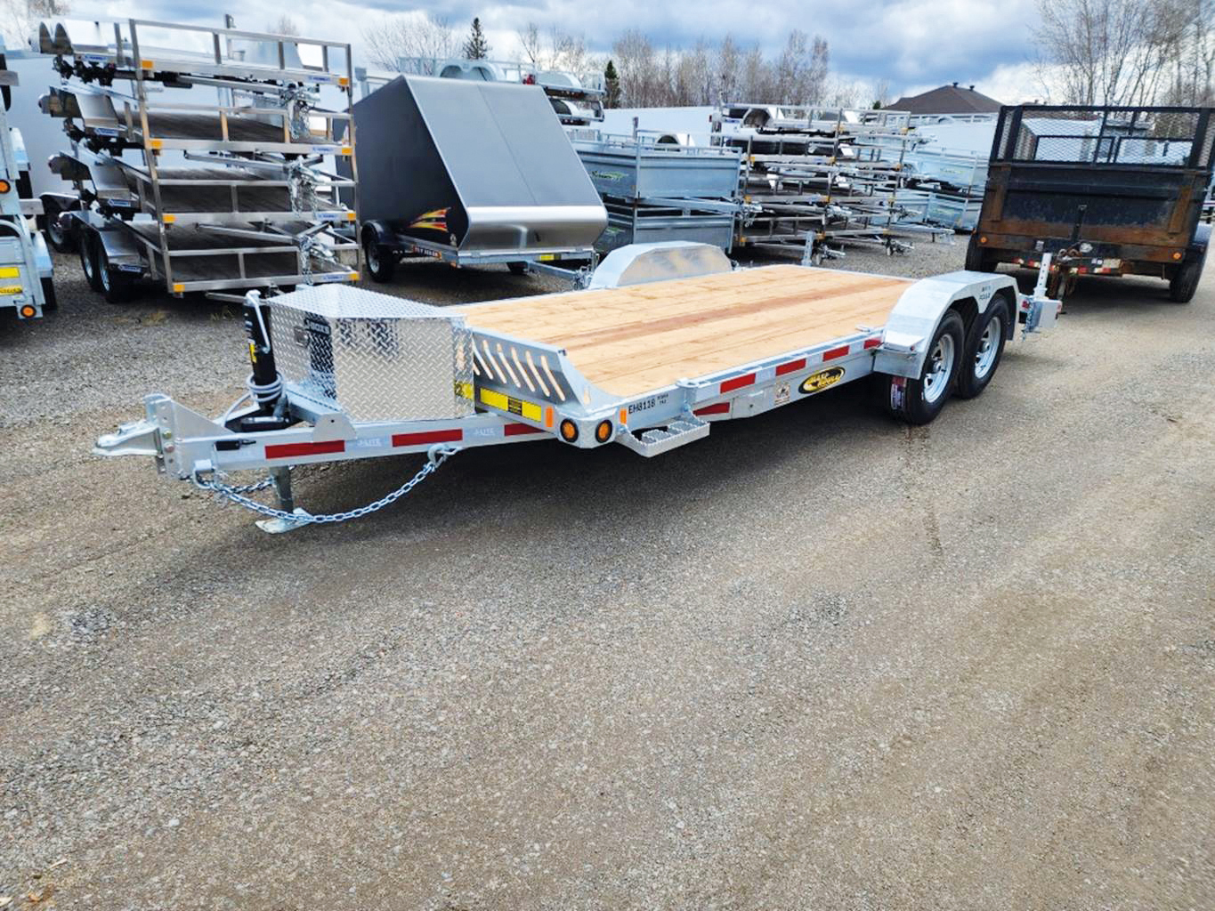 Remorque à plateforme  Maxi-Roule EH8120TA3