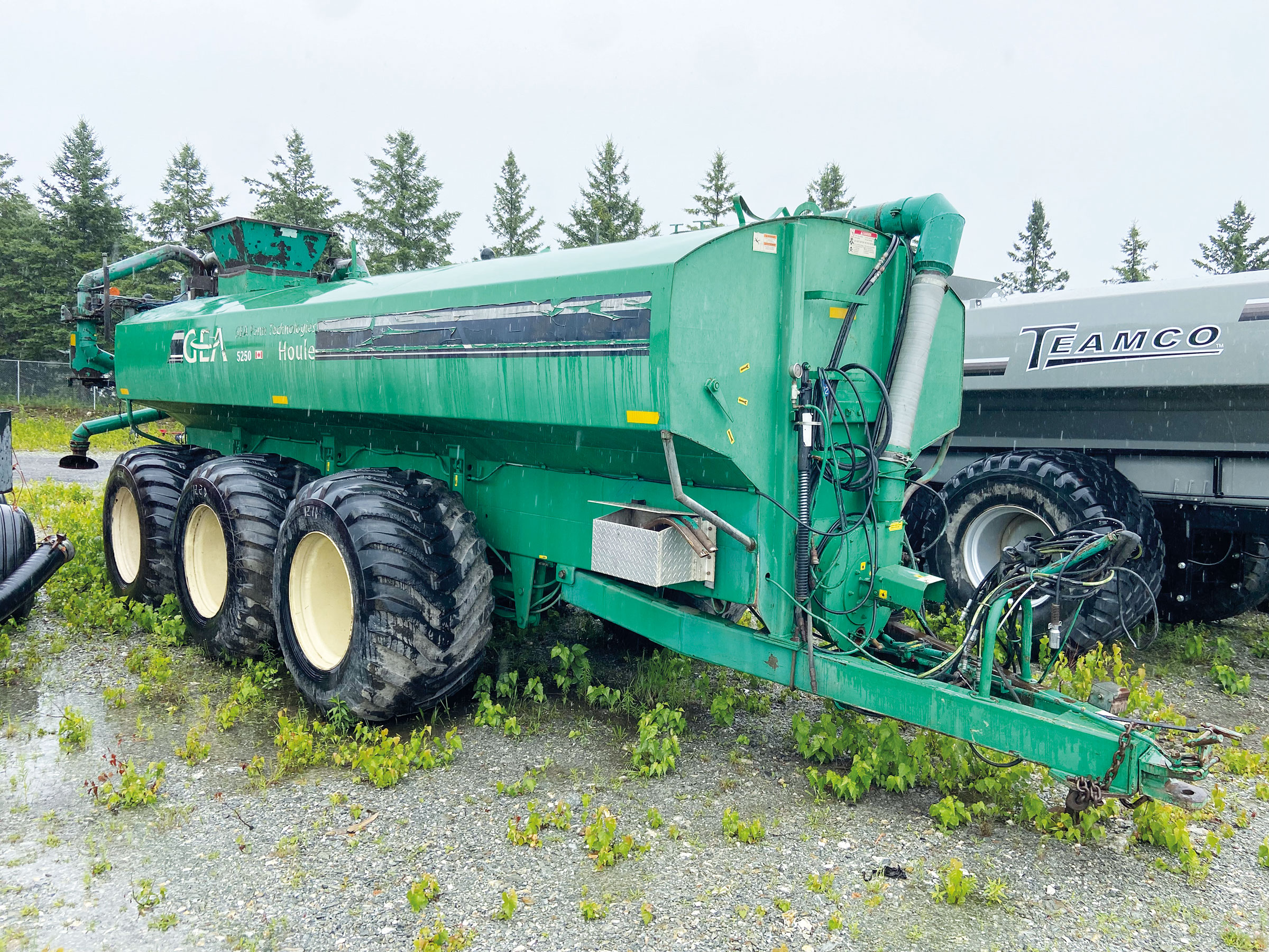 Manure spreader (or liquid manure) Houle 5250 gallons
