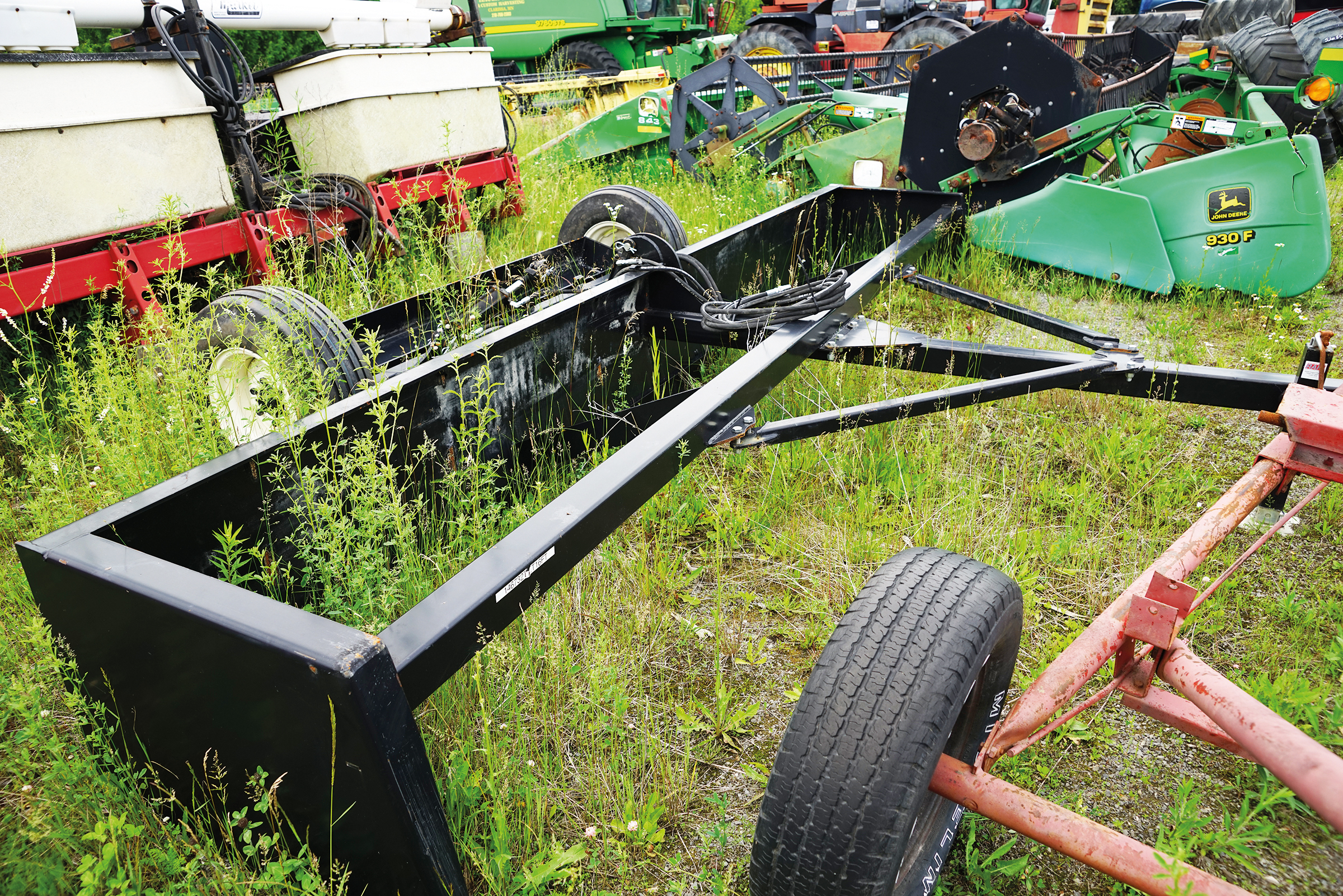 Gratte  Gratte niveleuse neuve  Renegade, 16 pi