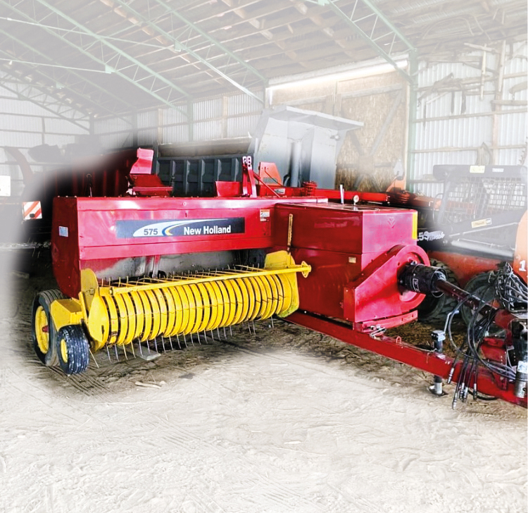 Presse à balles carrées New Holland 575