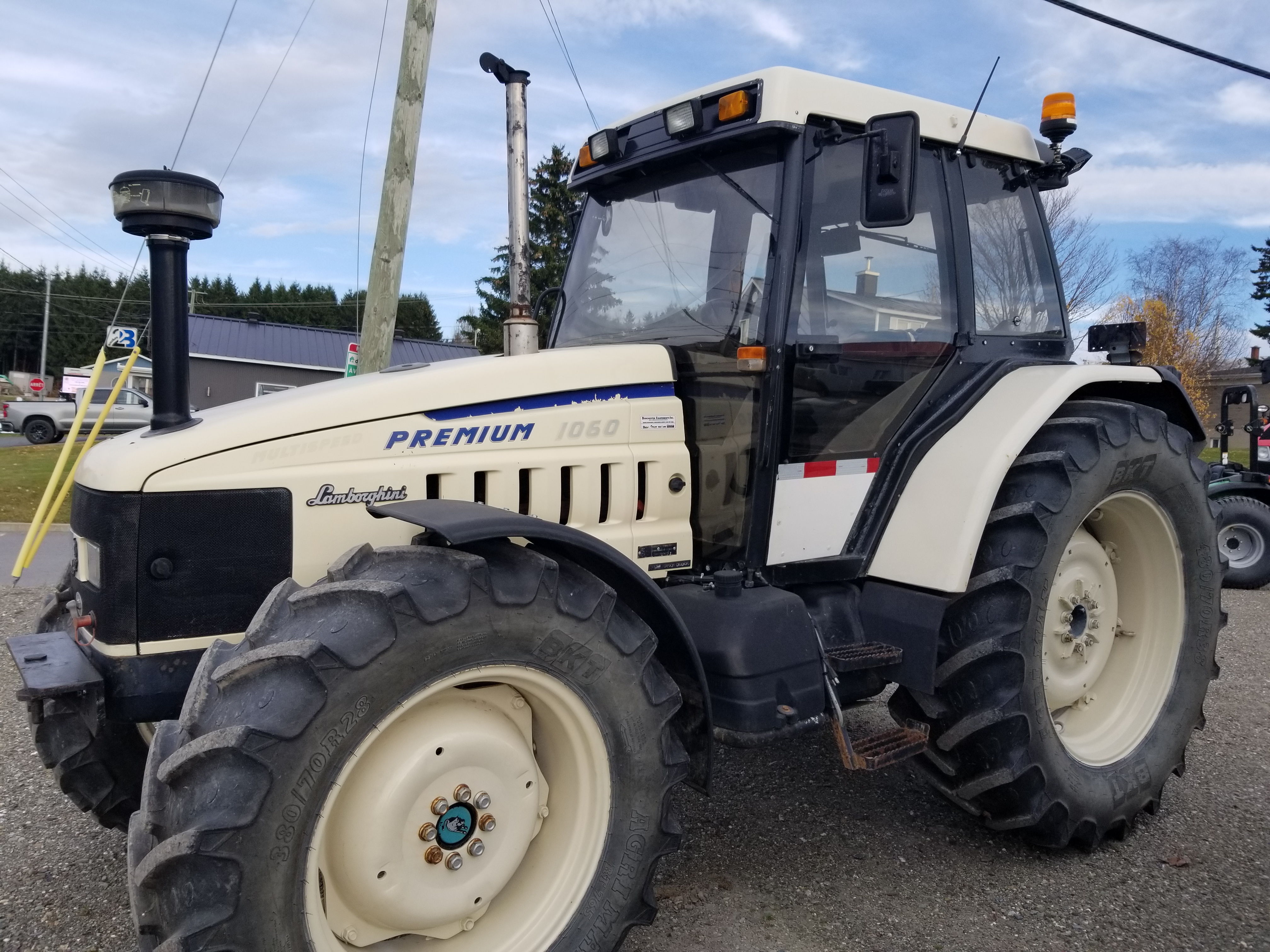 Tracteur  Lamborghini 1060 Premium