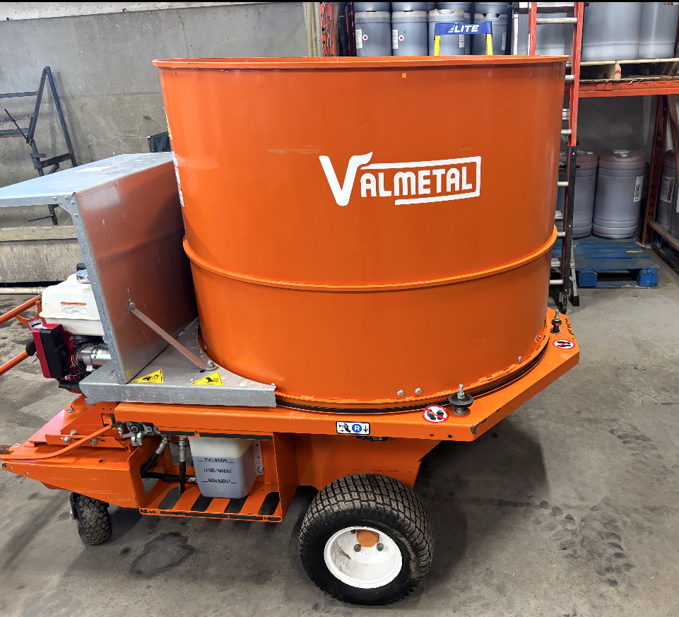 Straw chopper Valmetal 