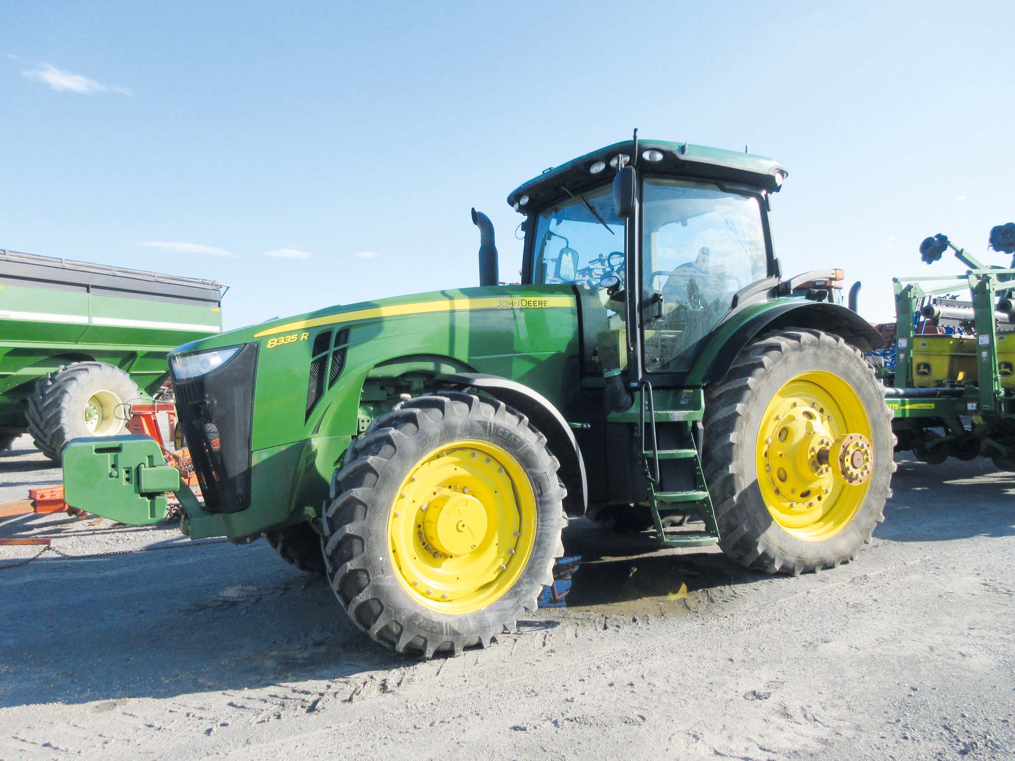 Tracteur John Deere 8335R