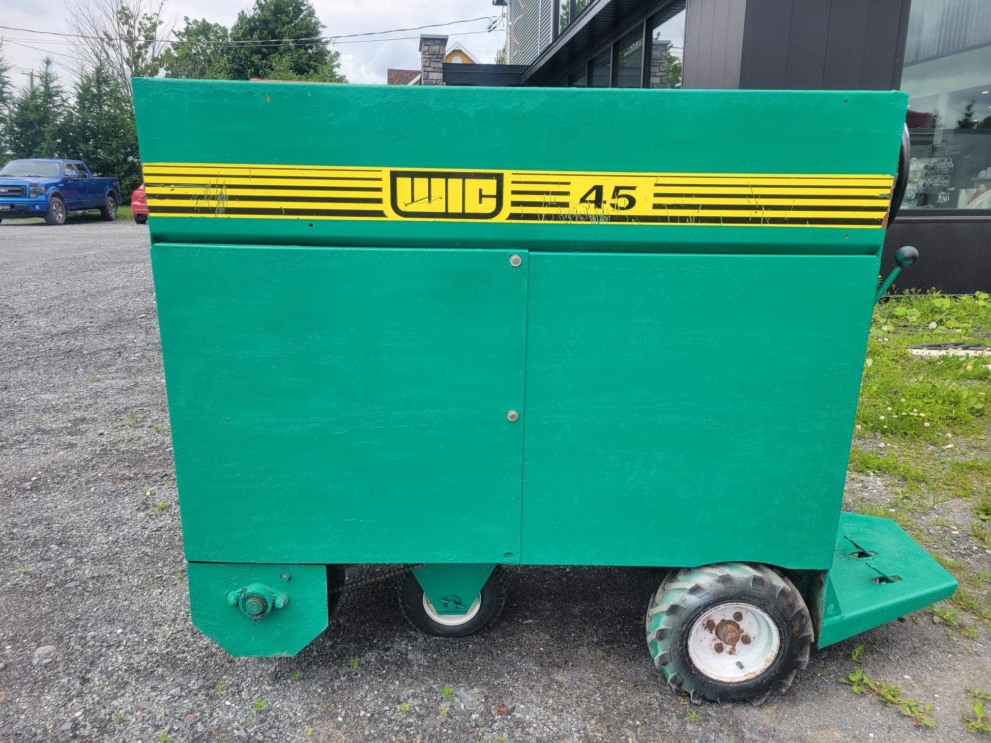 Distributeur d'ensilage Wic 45