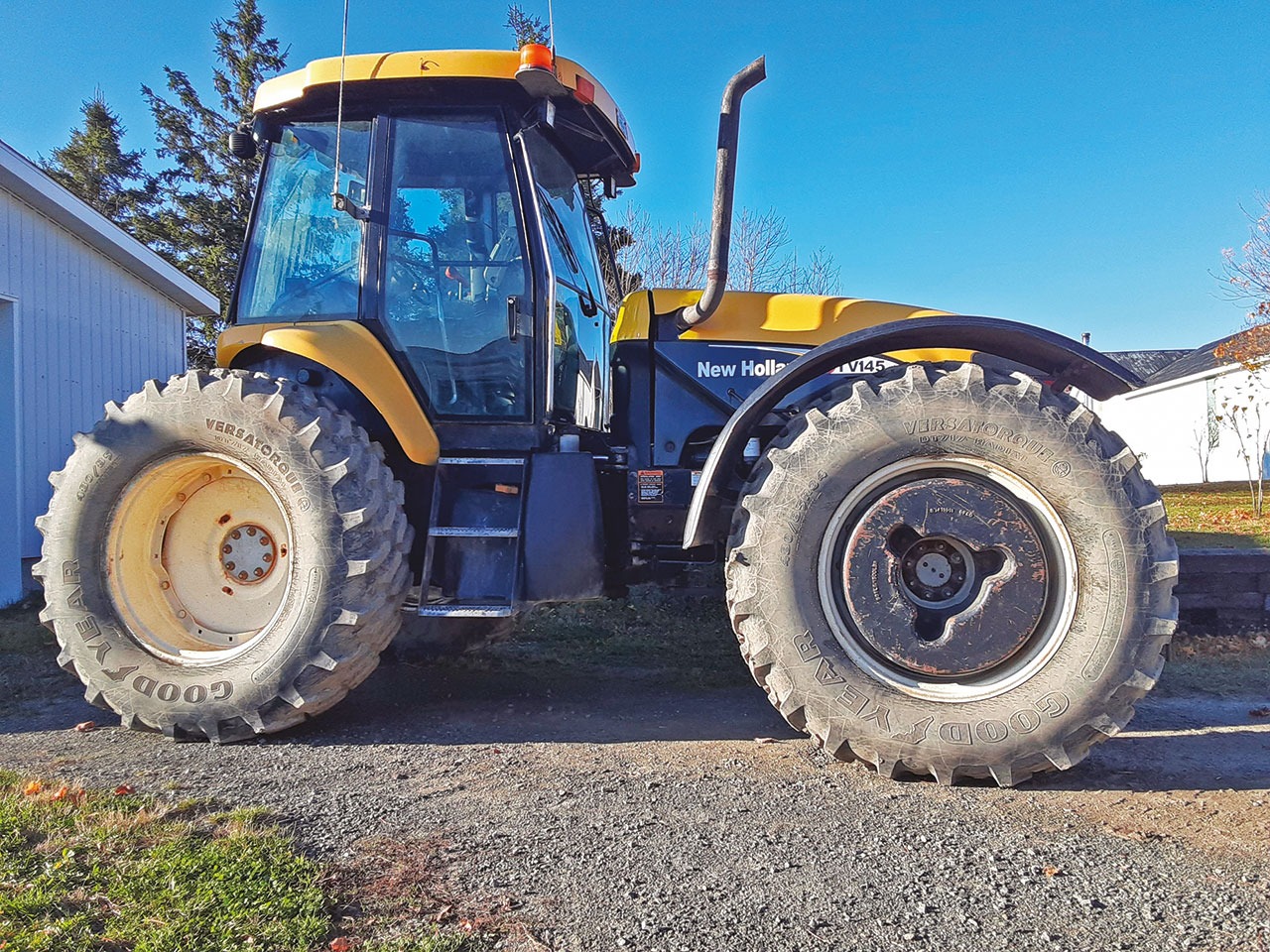 Tracteur New Holland TV 145