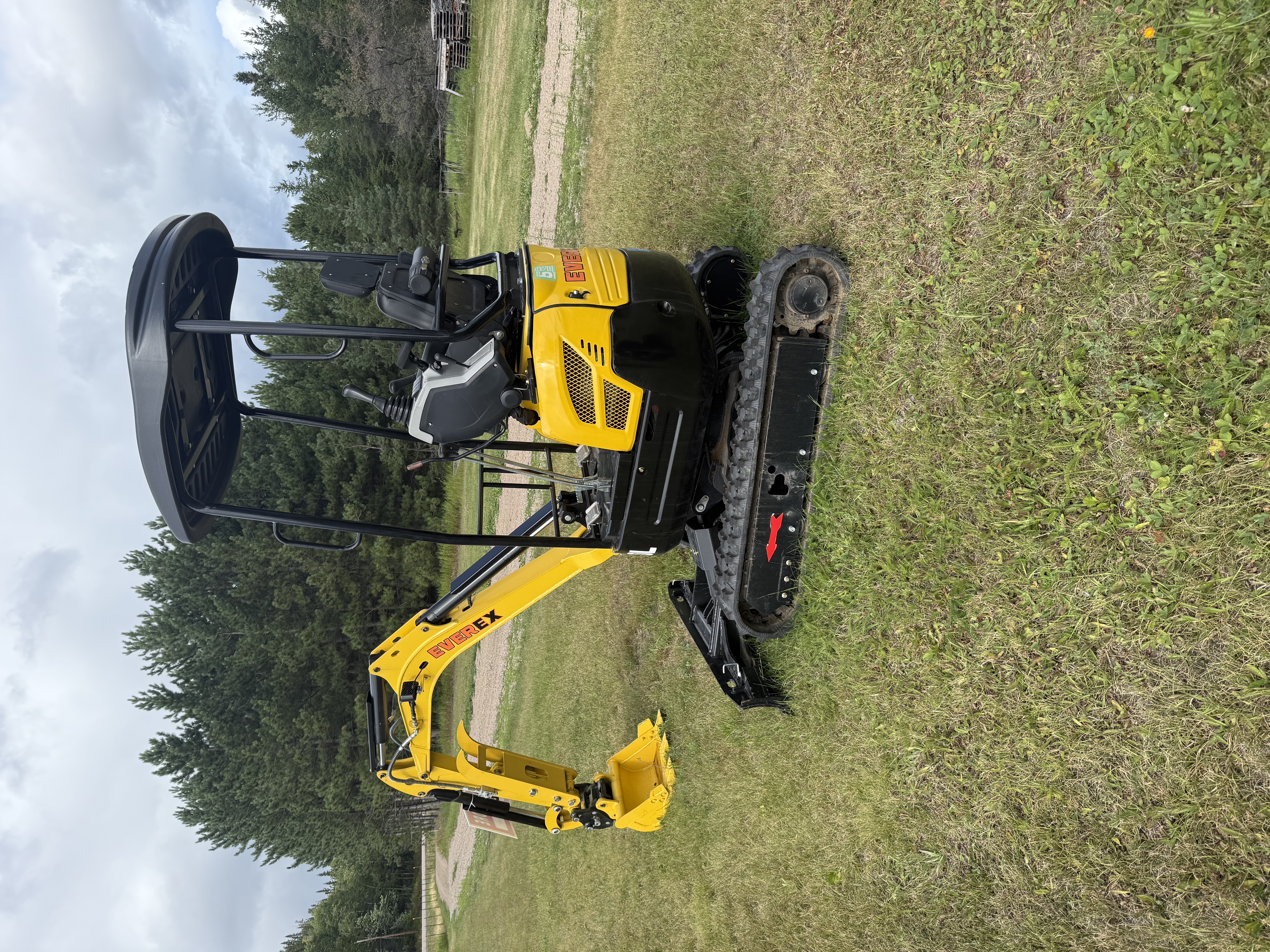 Excavatrice Everex
