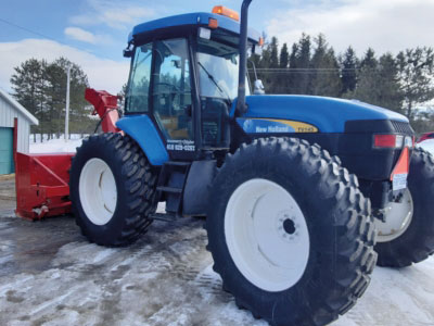 Tractor New Holland TV145