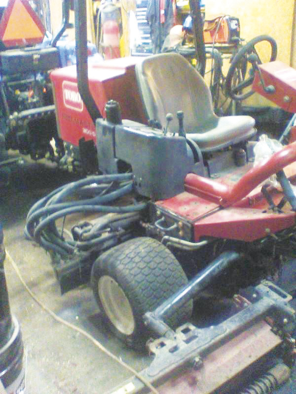 Tracteur à gazon Toro Realmaster 3100D