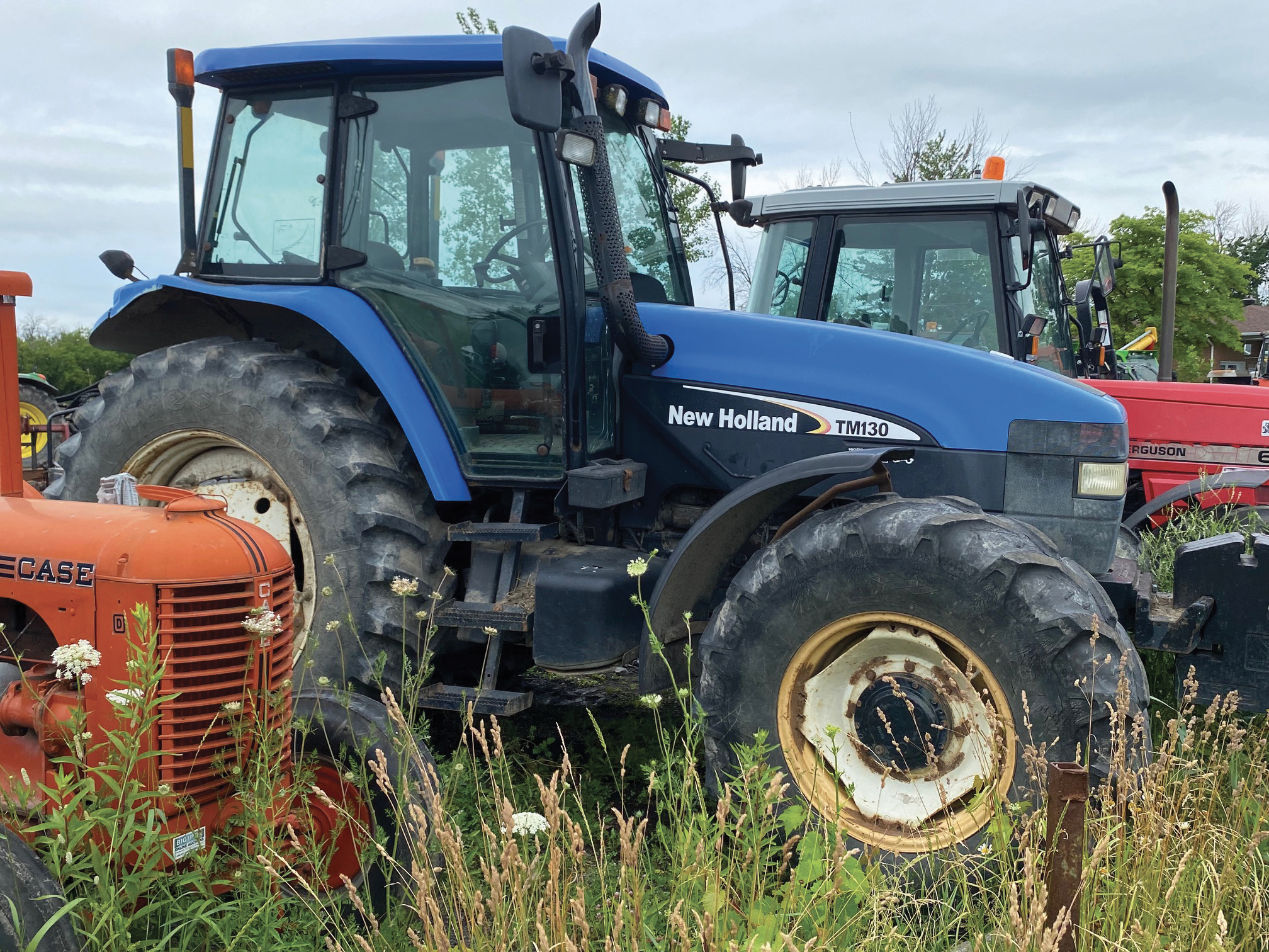 Tractor New Holland TM130