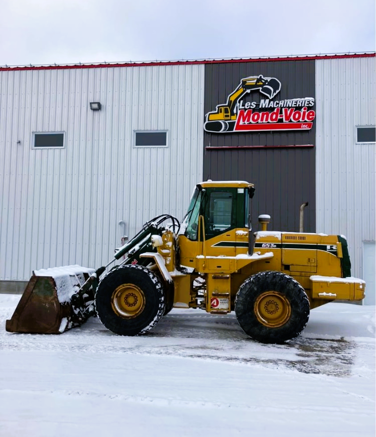 Chargeur articulé sur pneus Kawasaki 65