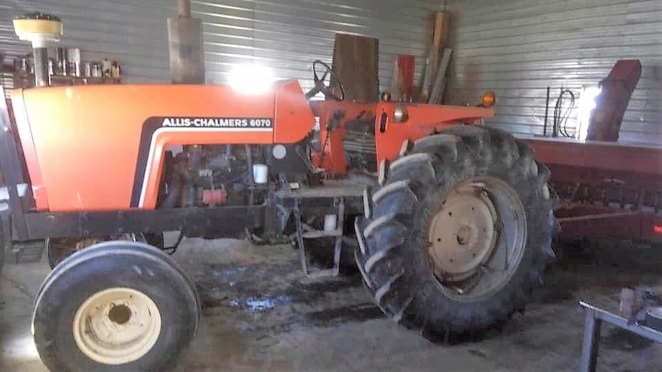 Tractor  Allis Chalmer 6070