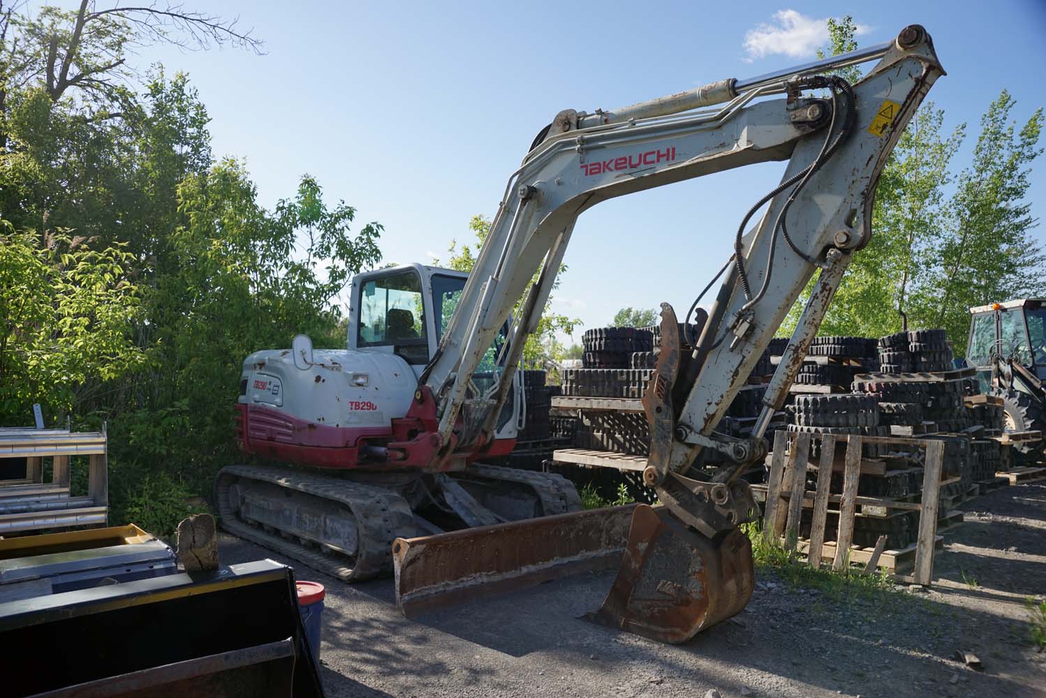 Excavator Takeuchi TB290