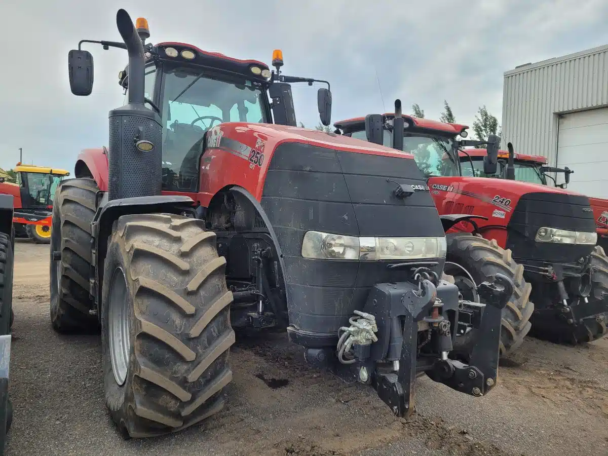 Tractor Case IH MAGNUM 250