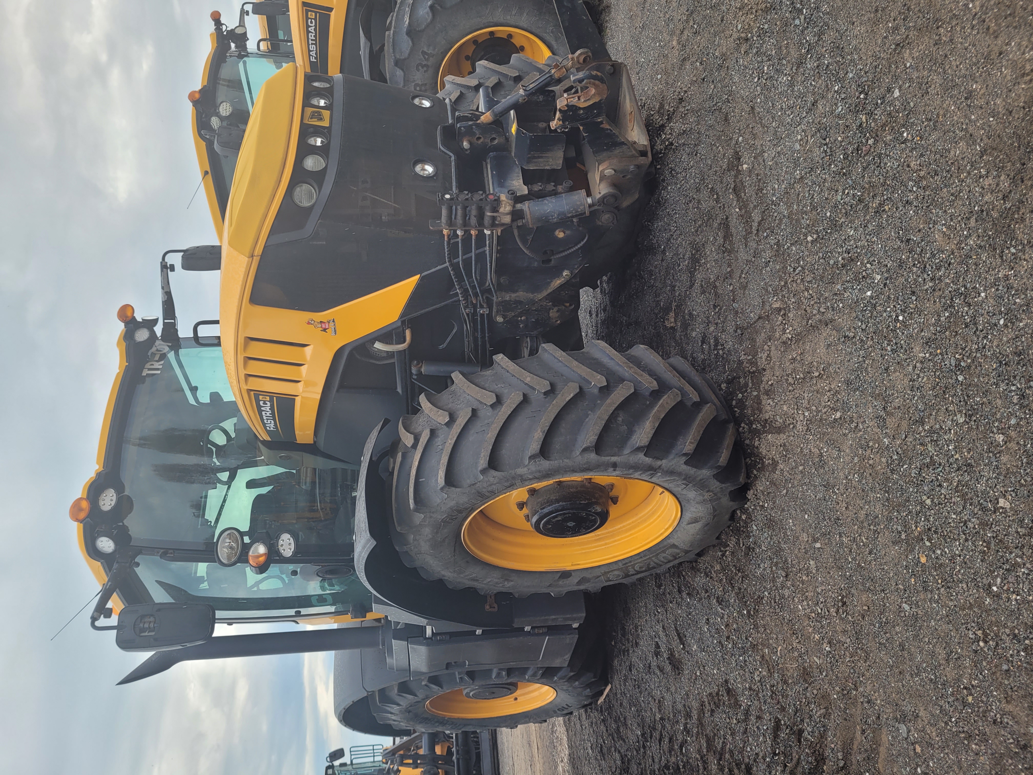 Tracteur JCB 8330