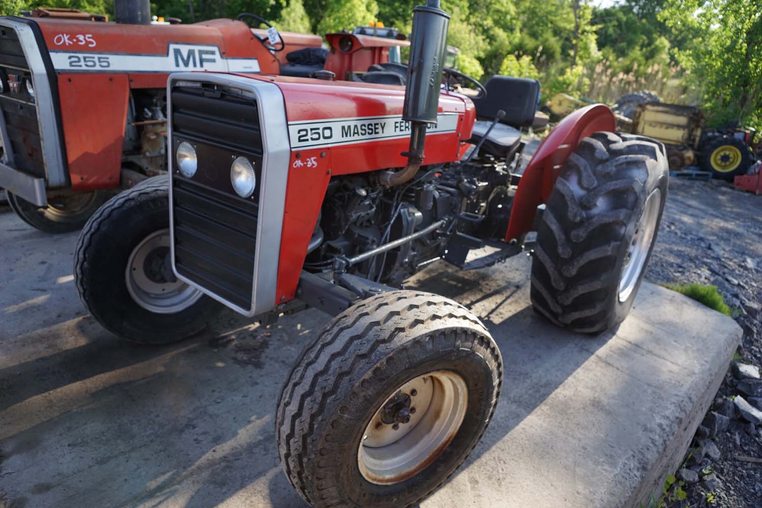 Tracteur Massey Ferguson 250