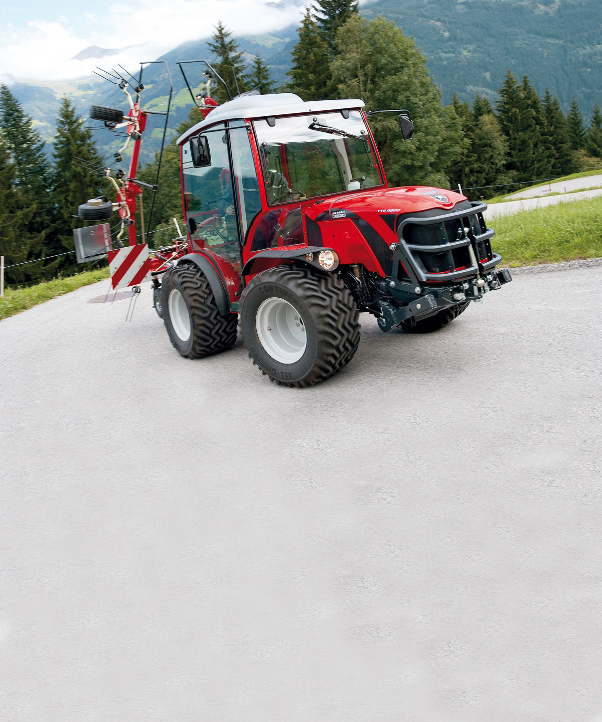Tracteur Antonio Carraro TTR 8900 R
