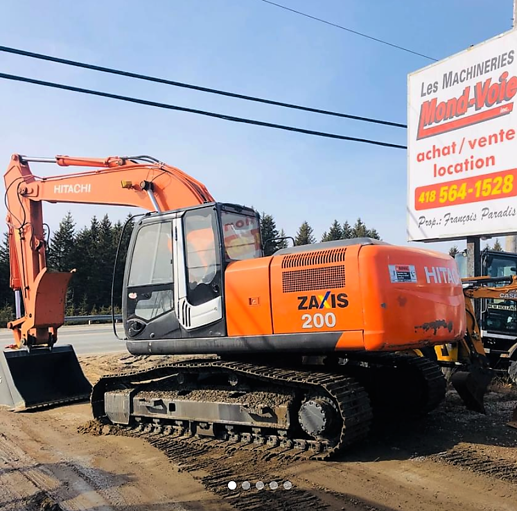 Excavatrice Hitachi ZX200