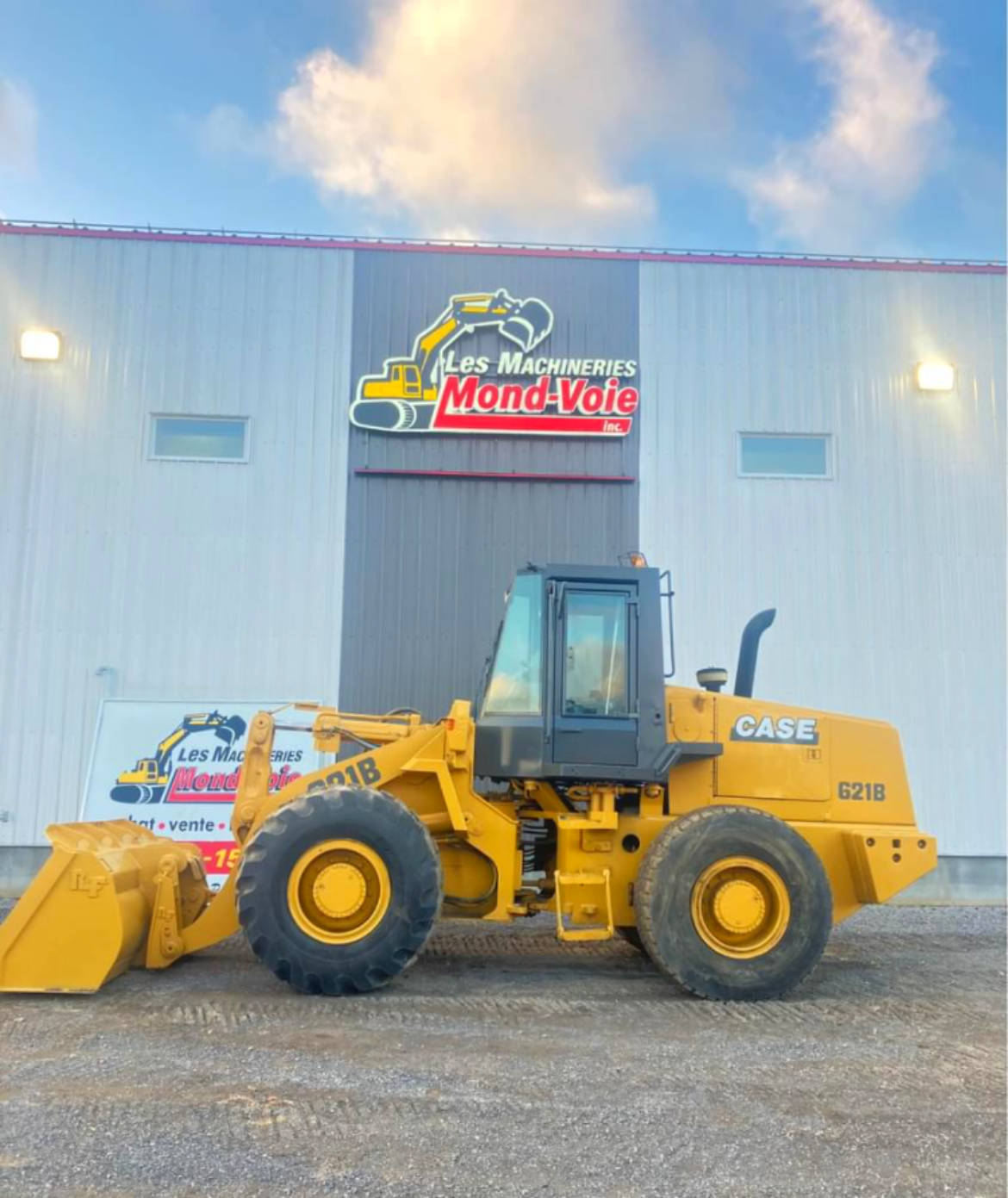 Articulated wheel loader Case 621B