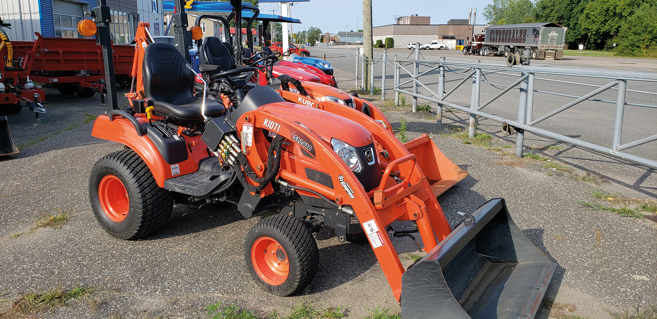 Tracteur Kioti CS2210