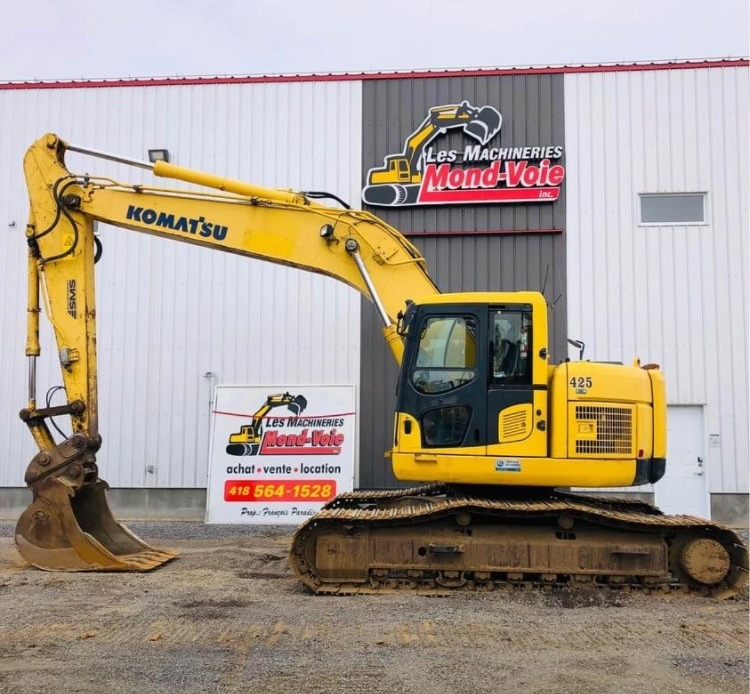 Excavatrice Komatsu PC228