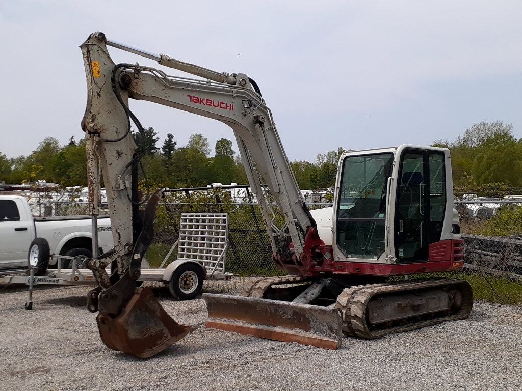 Excavator Takeuchi TB290