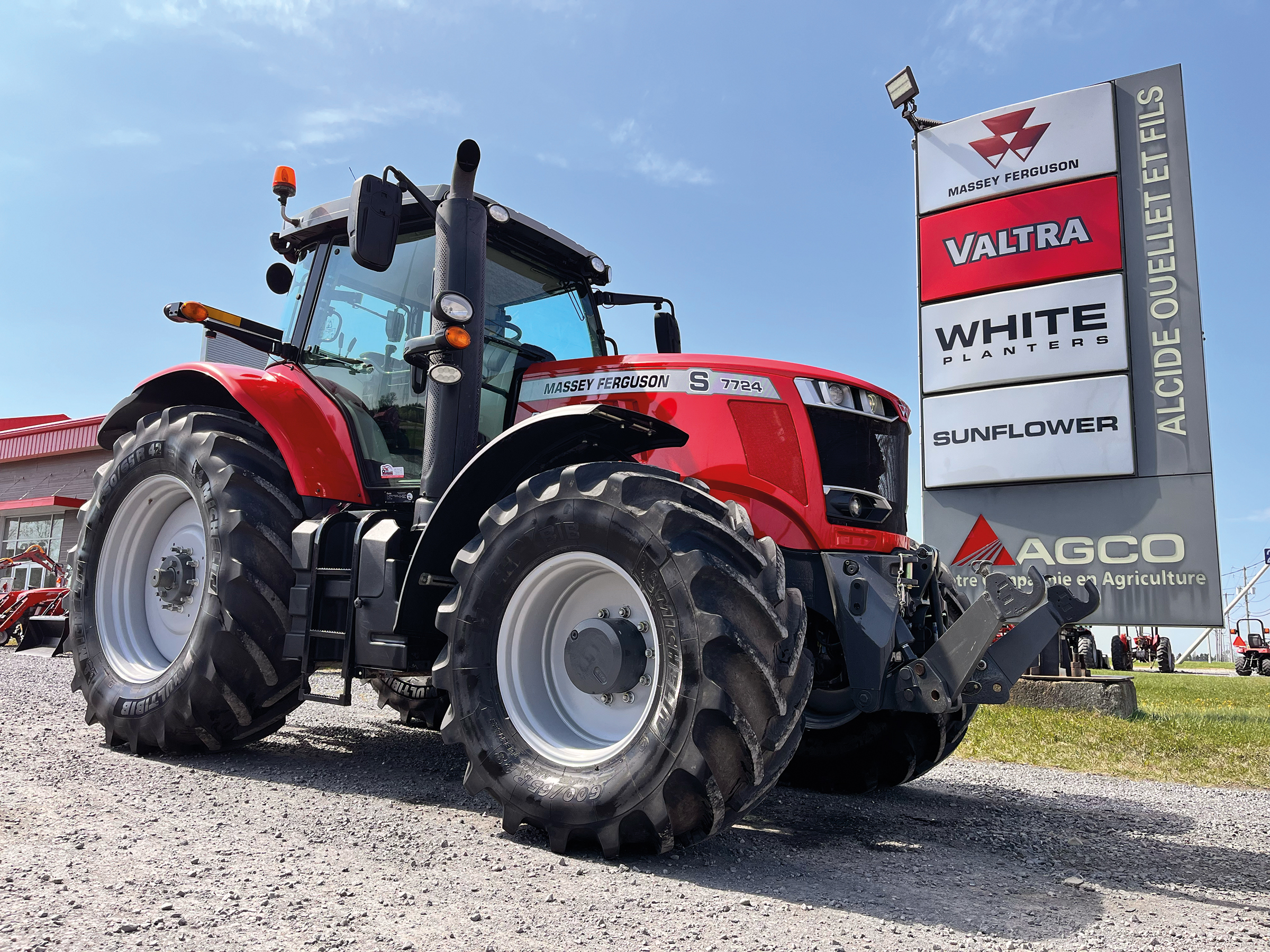 Tracteur Massey Ferguson 7724S