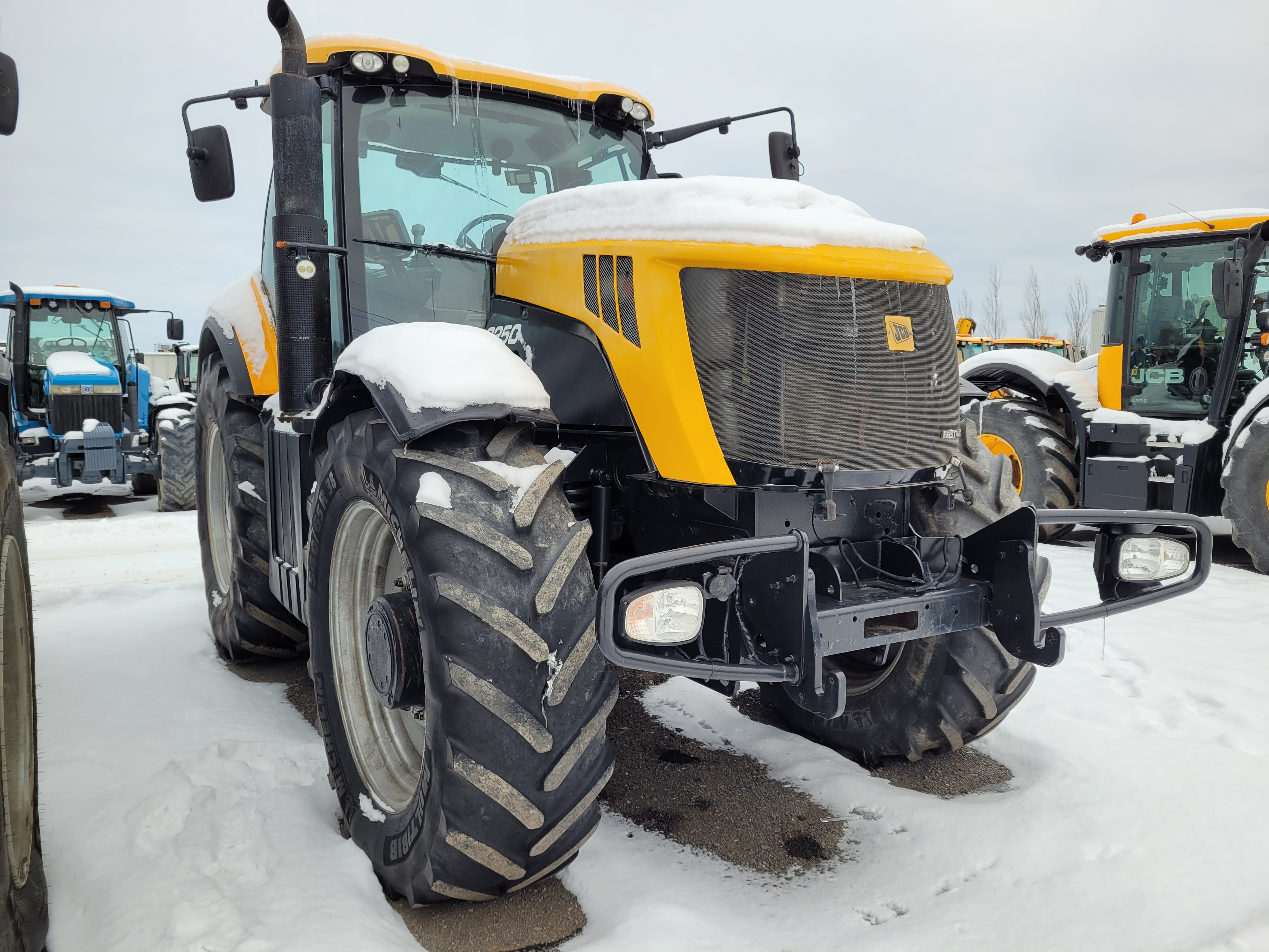 Tracteur JCB 8250