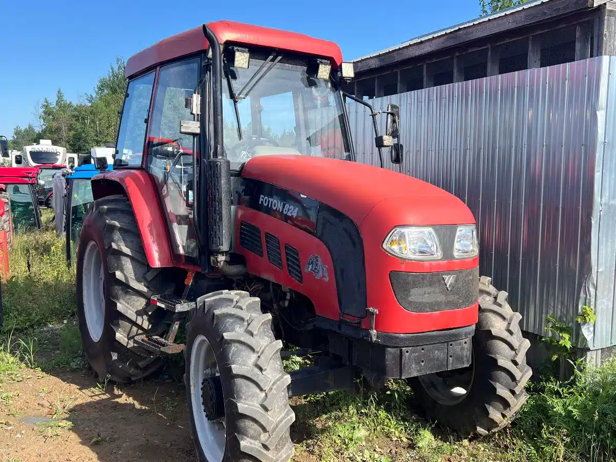 Tracteur Foton 824