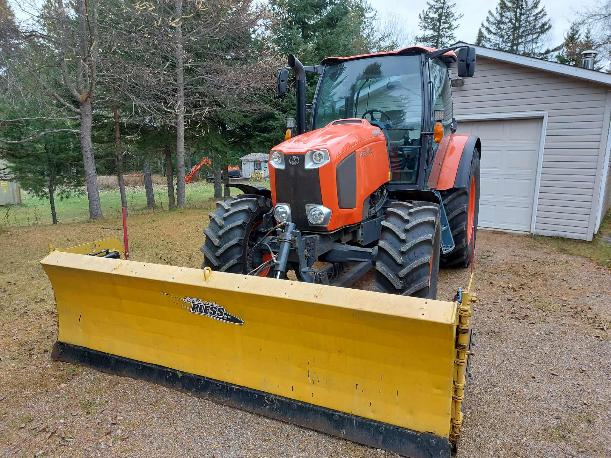 Tractor Kubota M135GX
