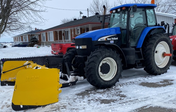 Tractor New Holland TM175