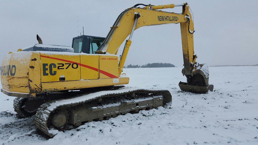 Excavatrice New Holland EC270 Kobelco