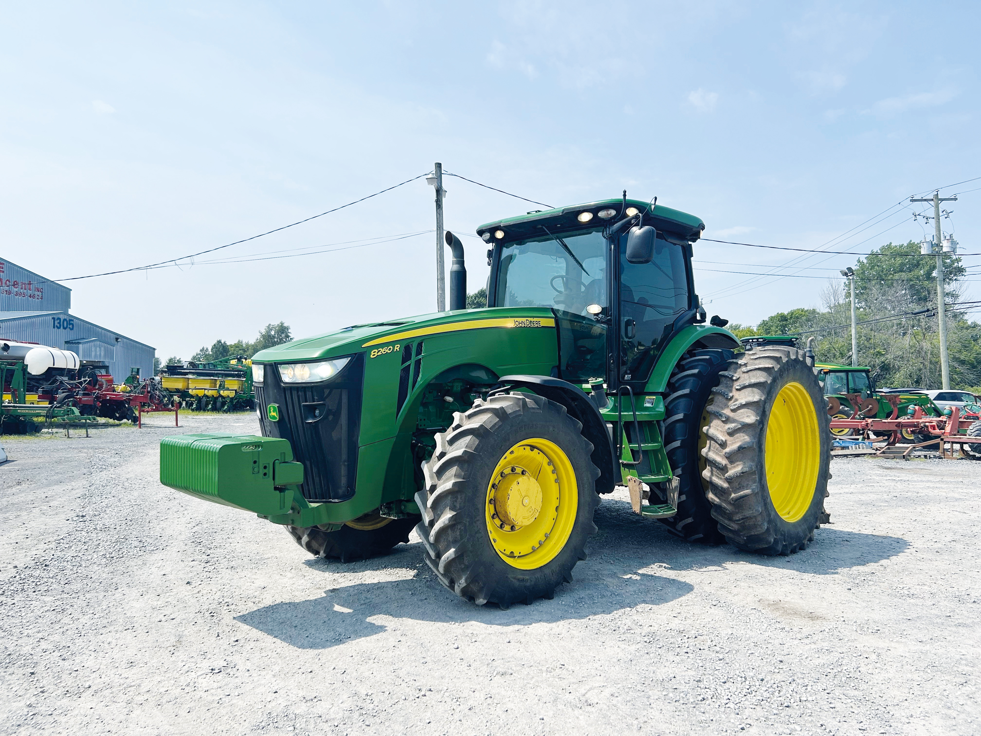 Tractor John Deere 8260R