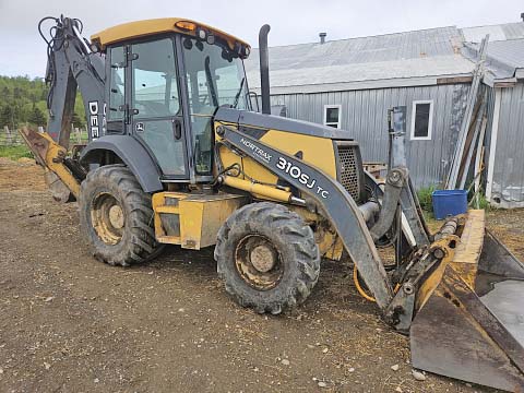 Excavatrice John Deere 310 SJ