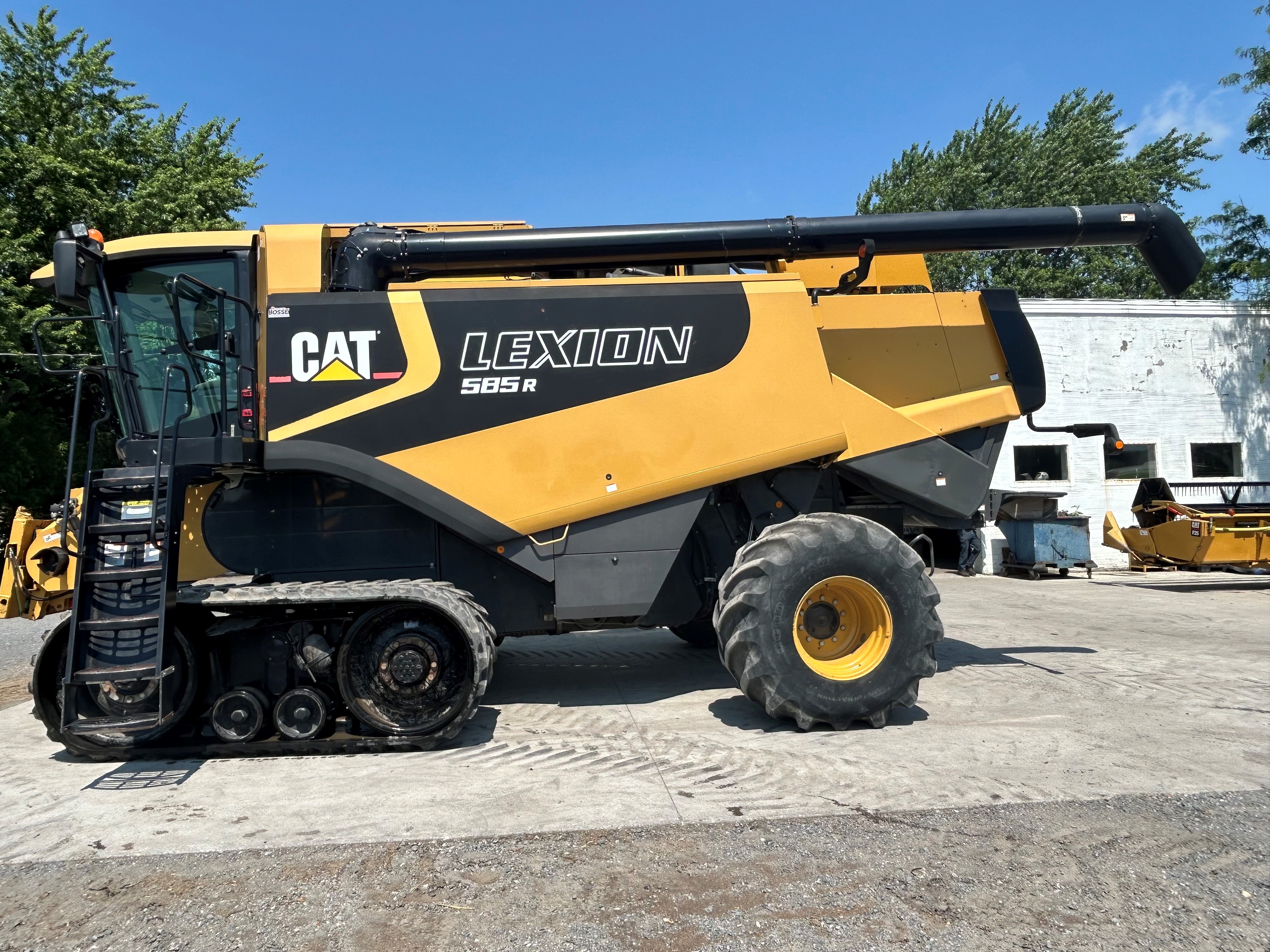 Combine harvester Claas LEXION 585R