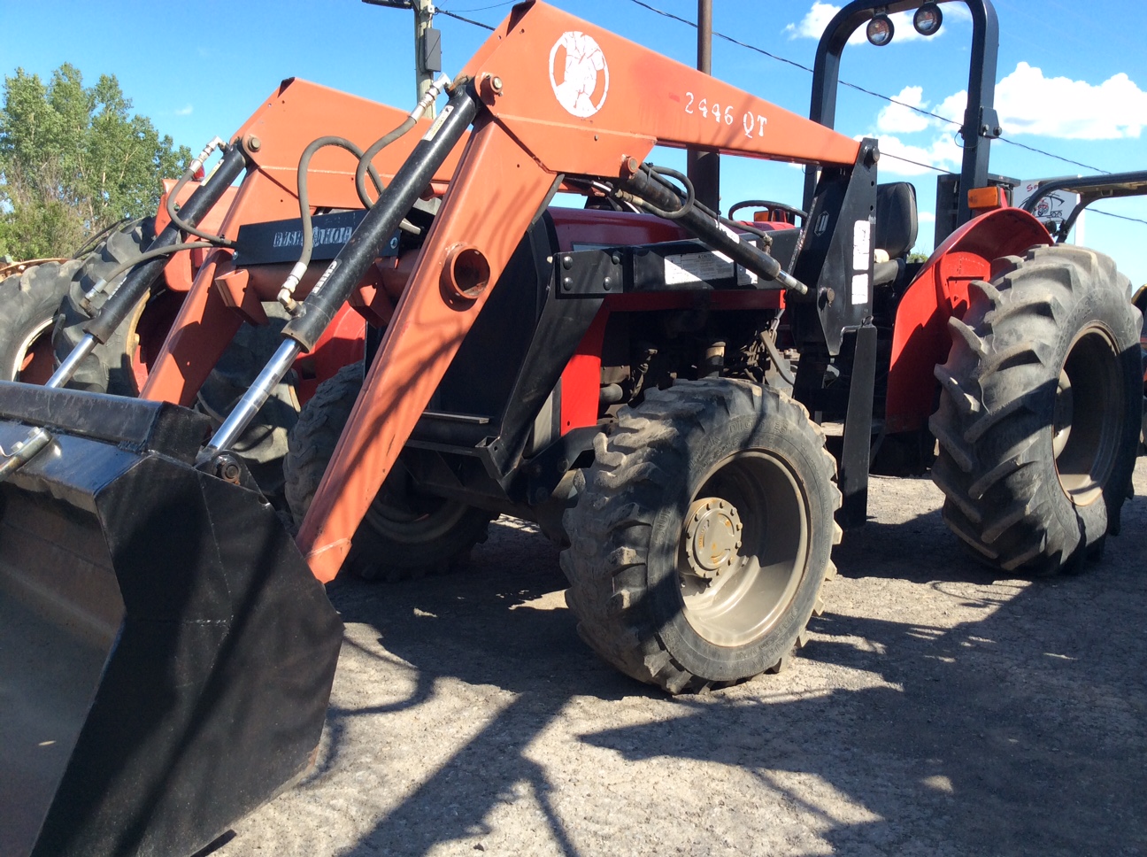 Tracteur Massey Ferguson 240