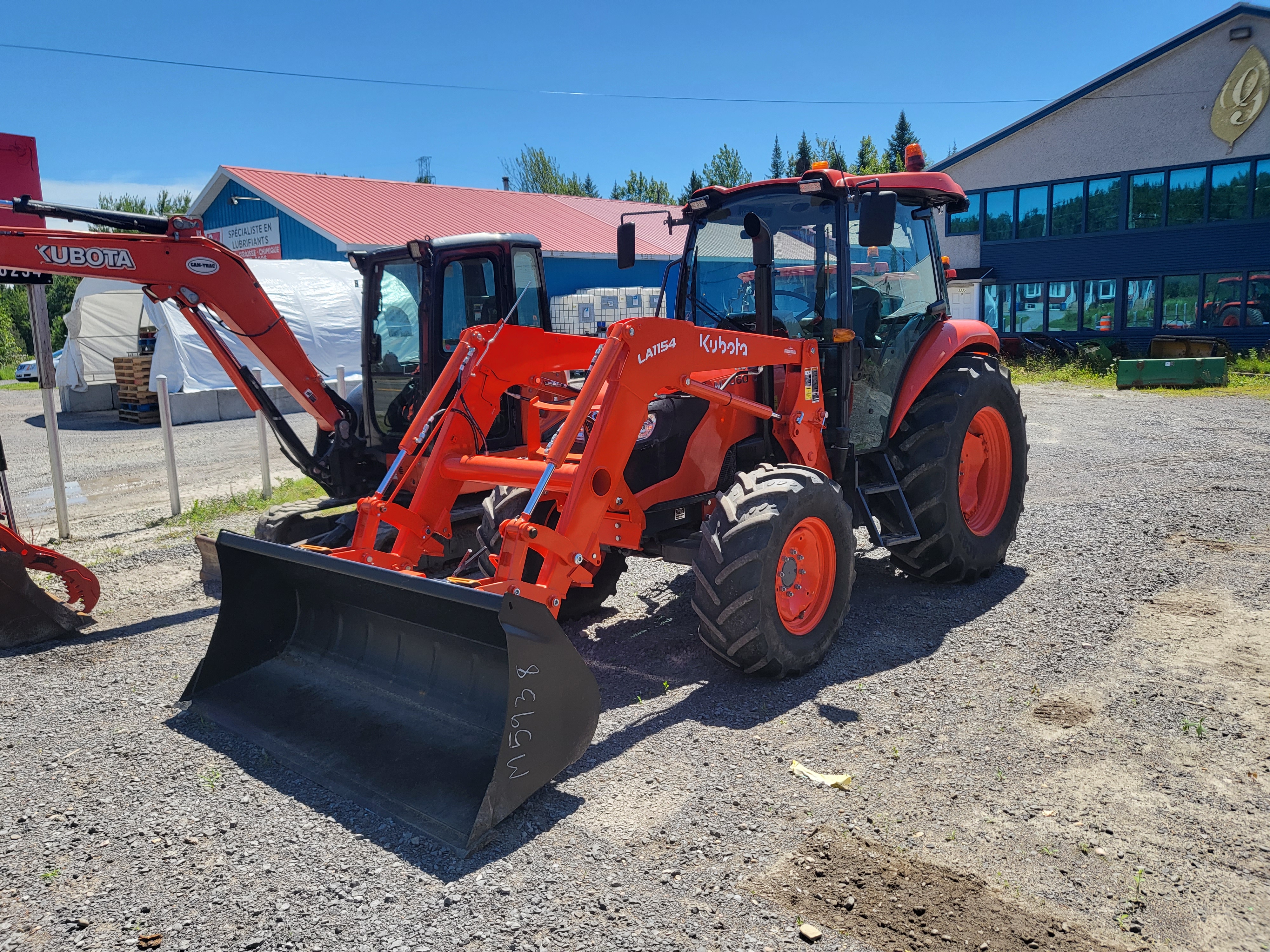 Tracteur Kubota M7060