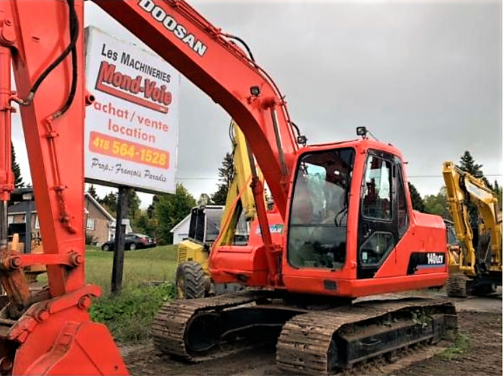Excavatrice Doosan 140