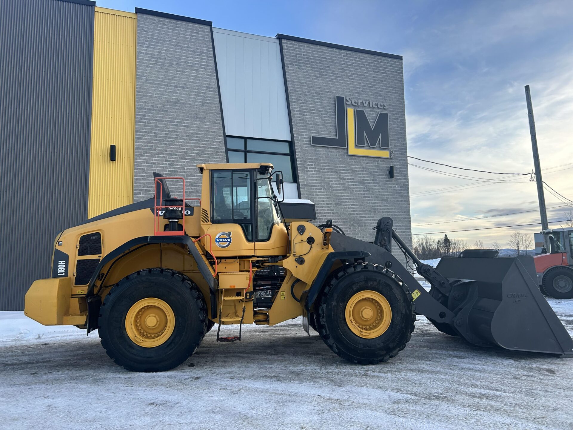 Articulated wheel loader Volvo L180H-4130 