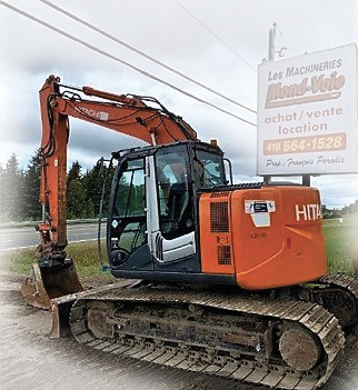 Excavatrice Hitachi 135