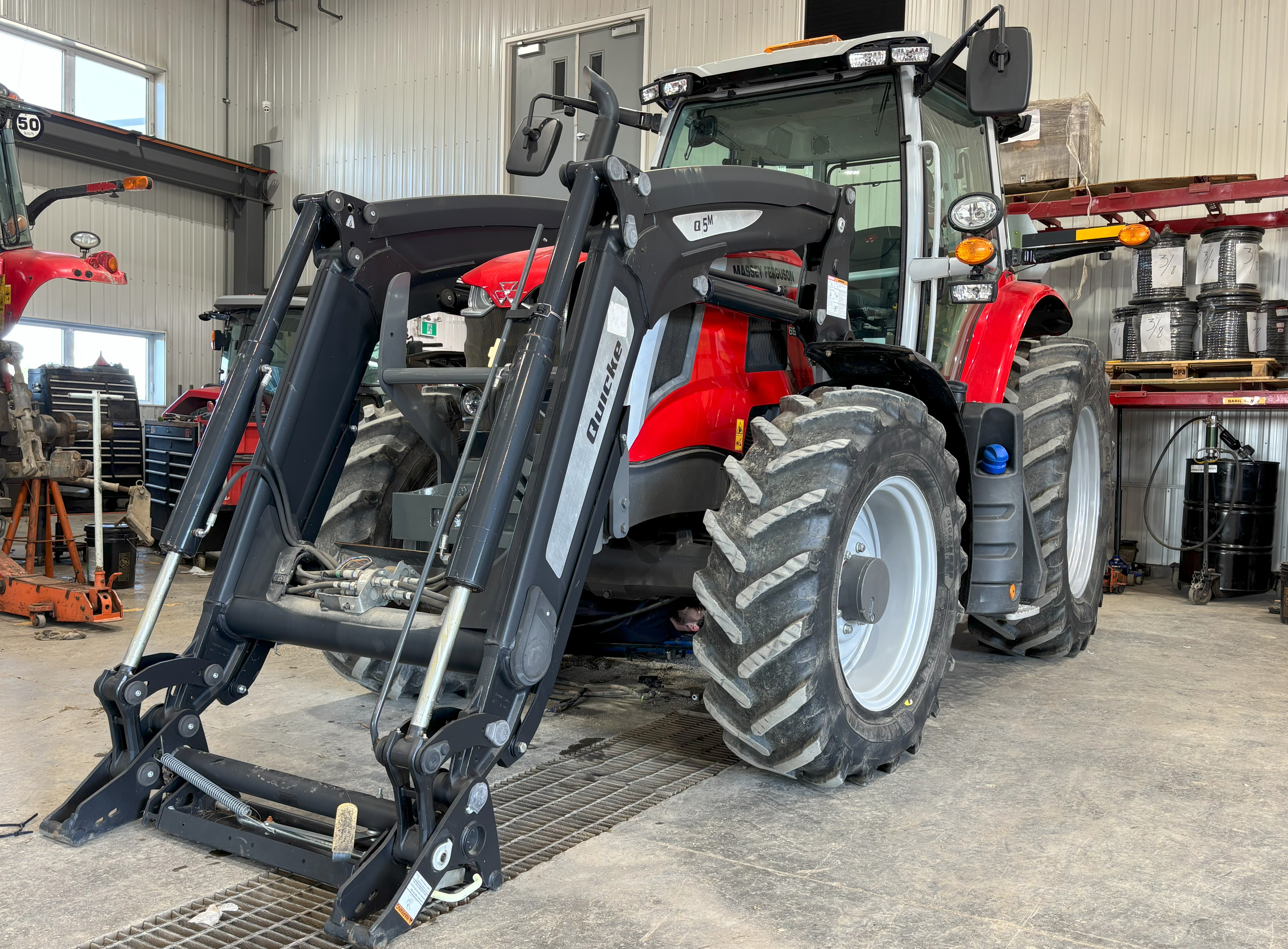 Tracteur Massey Ferguson 6S145