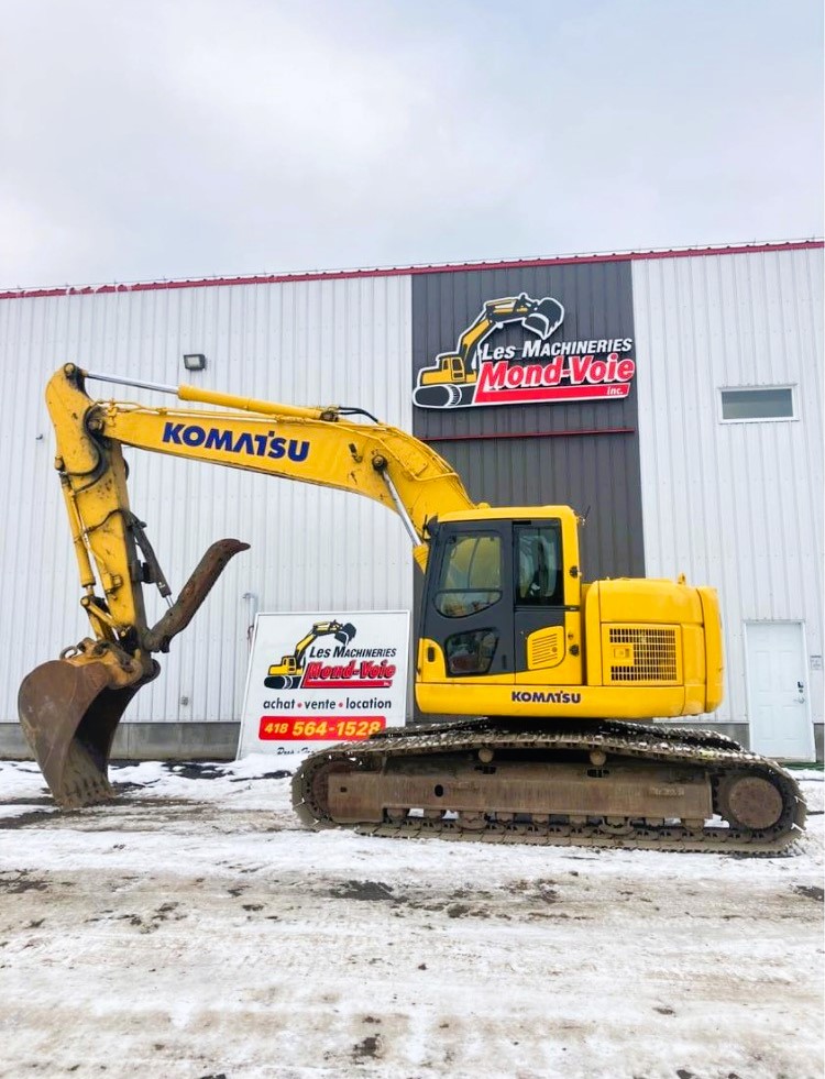 Excavatrice Komatsu PC228