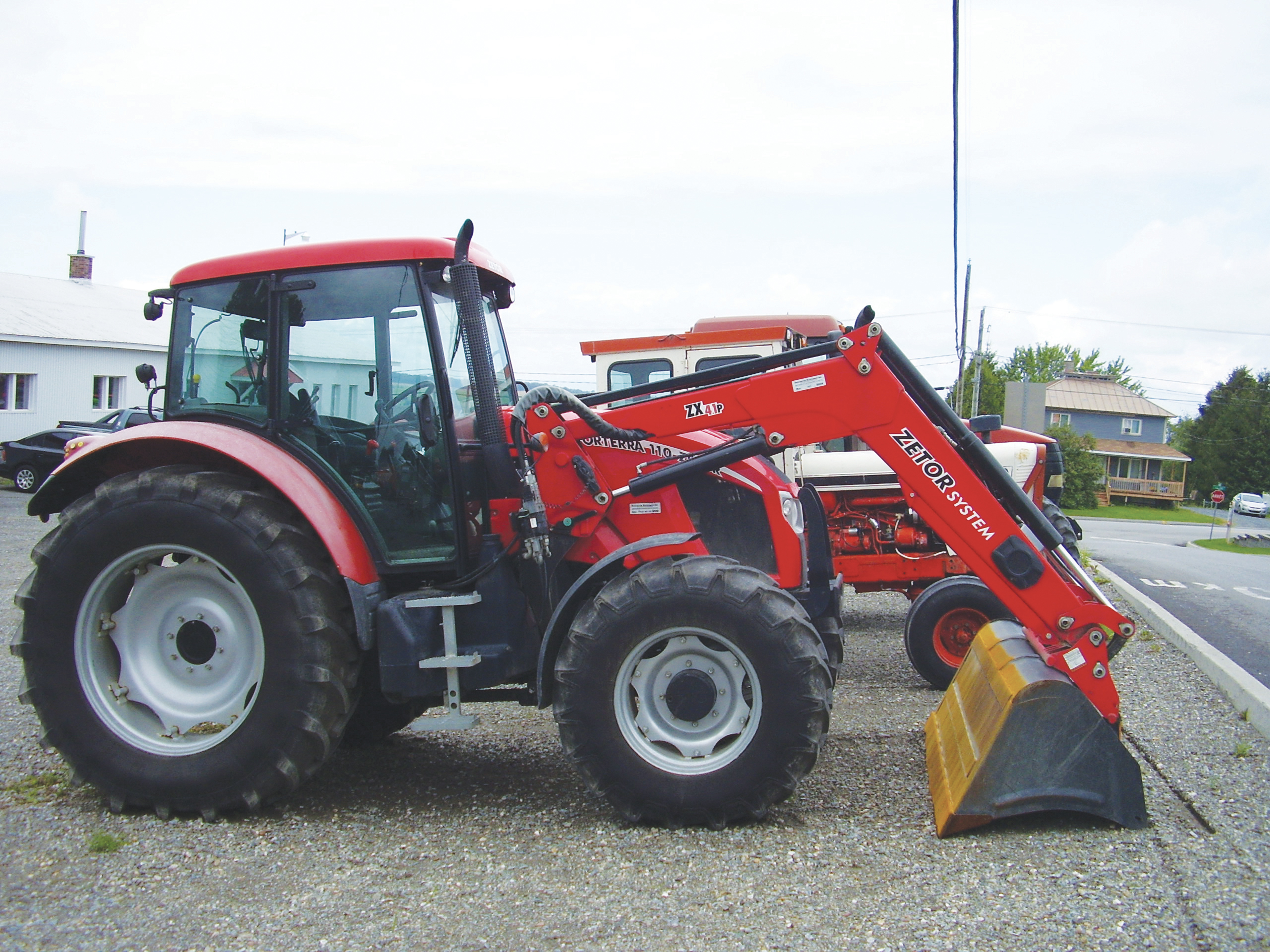 Tracteur Zetor  Forterra 110