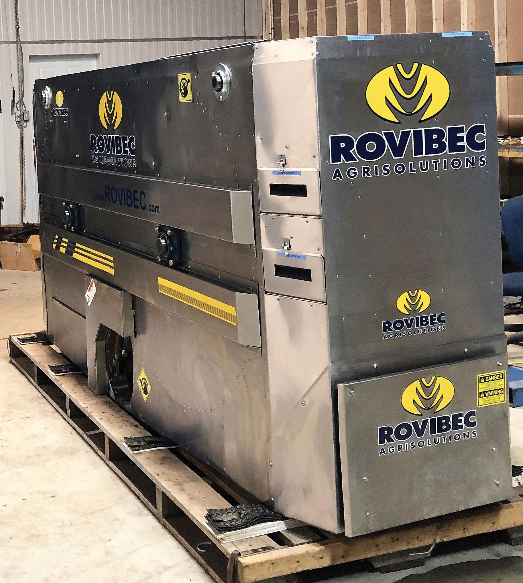 Feeding robot Rovibec Dec-RTM 4430-4436-4442 et 4448