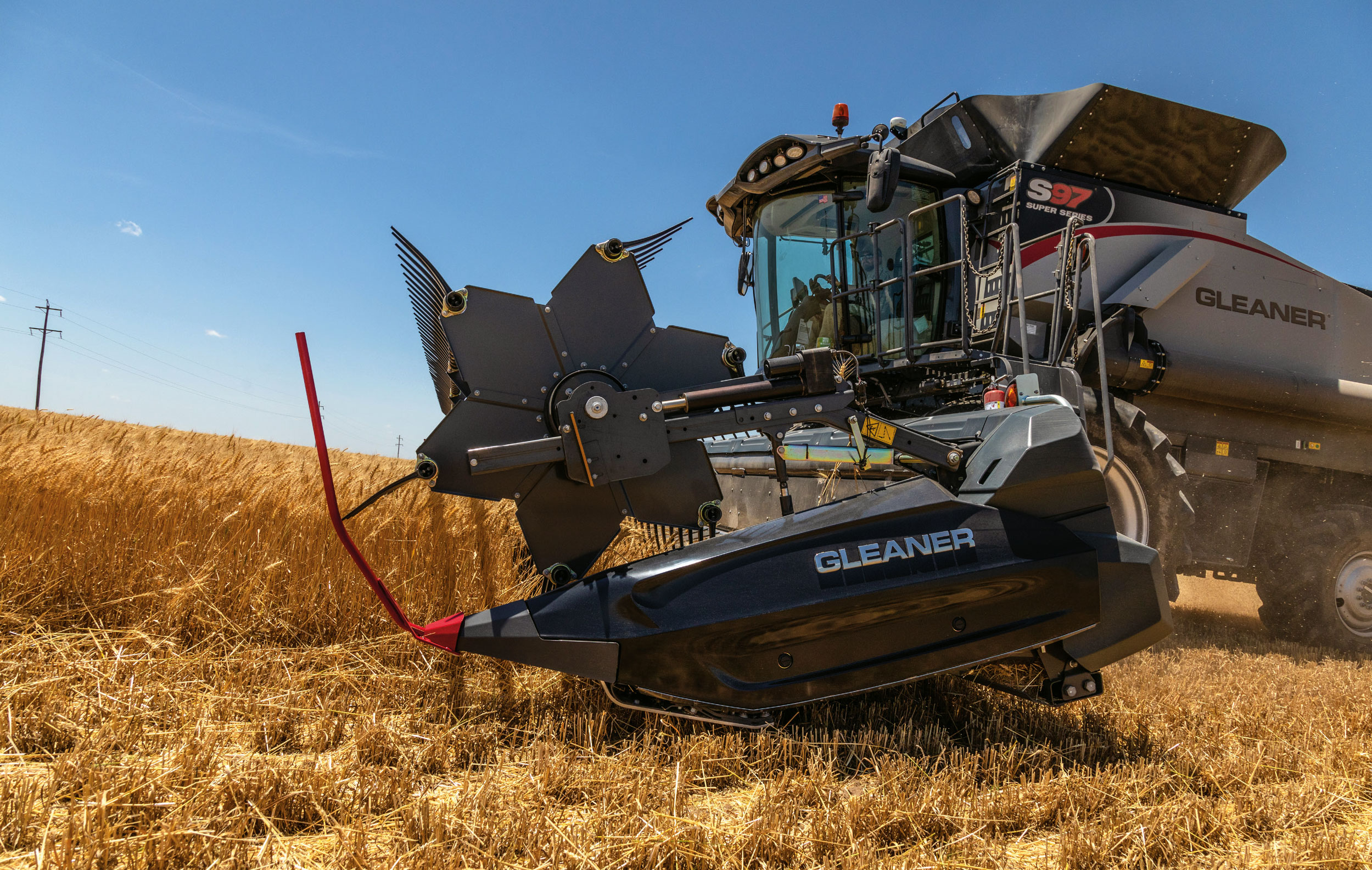 Combine harvester Gleaner 