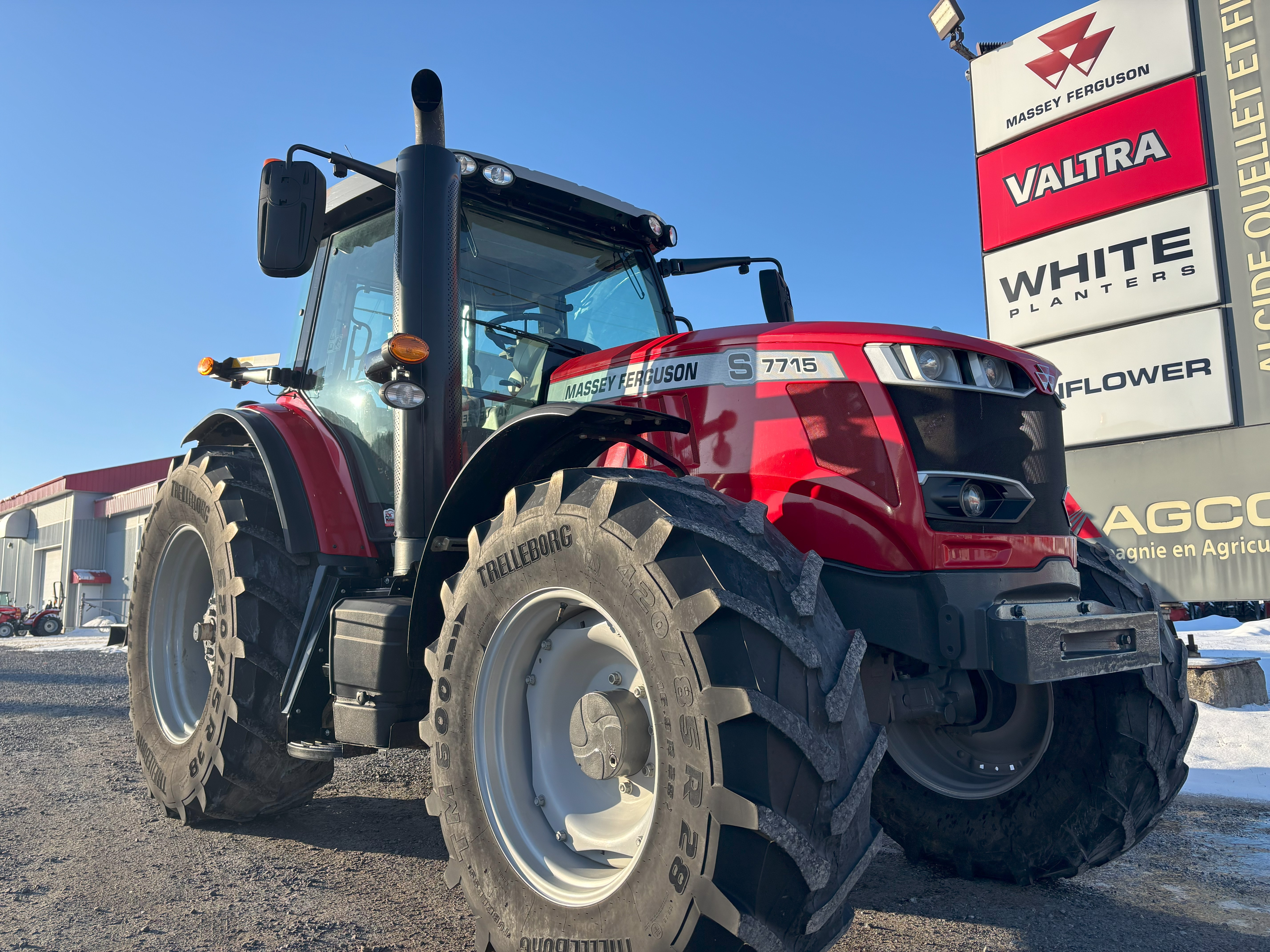 Tracteur Massey Ferguson 7715s