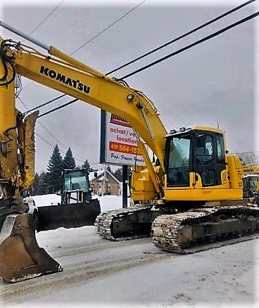 Excavatrice Komatsu PC228